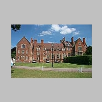 School Field house, 1852, one of the boarding houses of Rugby School, Rugby Warwickshire, Steve Day.jpg